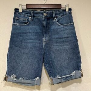 Good American Denim Bermuda Shorts Women’s Size 8 / 29 Blue Cut Off Distressed